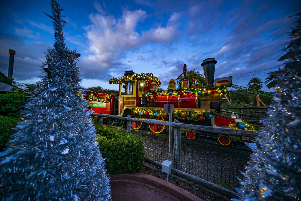 Busch Gardens Christmas Town Whkr Fm